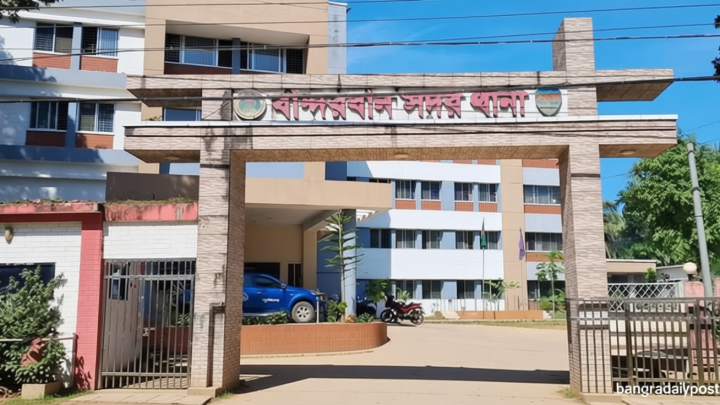 বান্দরবানের পর্যটককে মারধর-টাকা ছিনতাইয়ের অভিযোগ