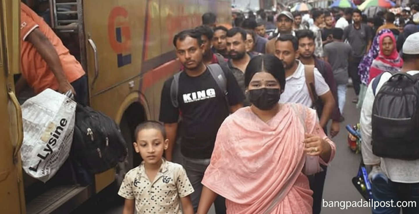 শহর ছেড়ে শেকড়ের পথে যাত্রা, ধোলাইপাড়ে জনস্রোত