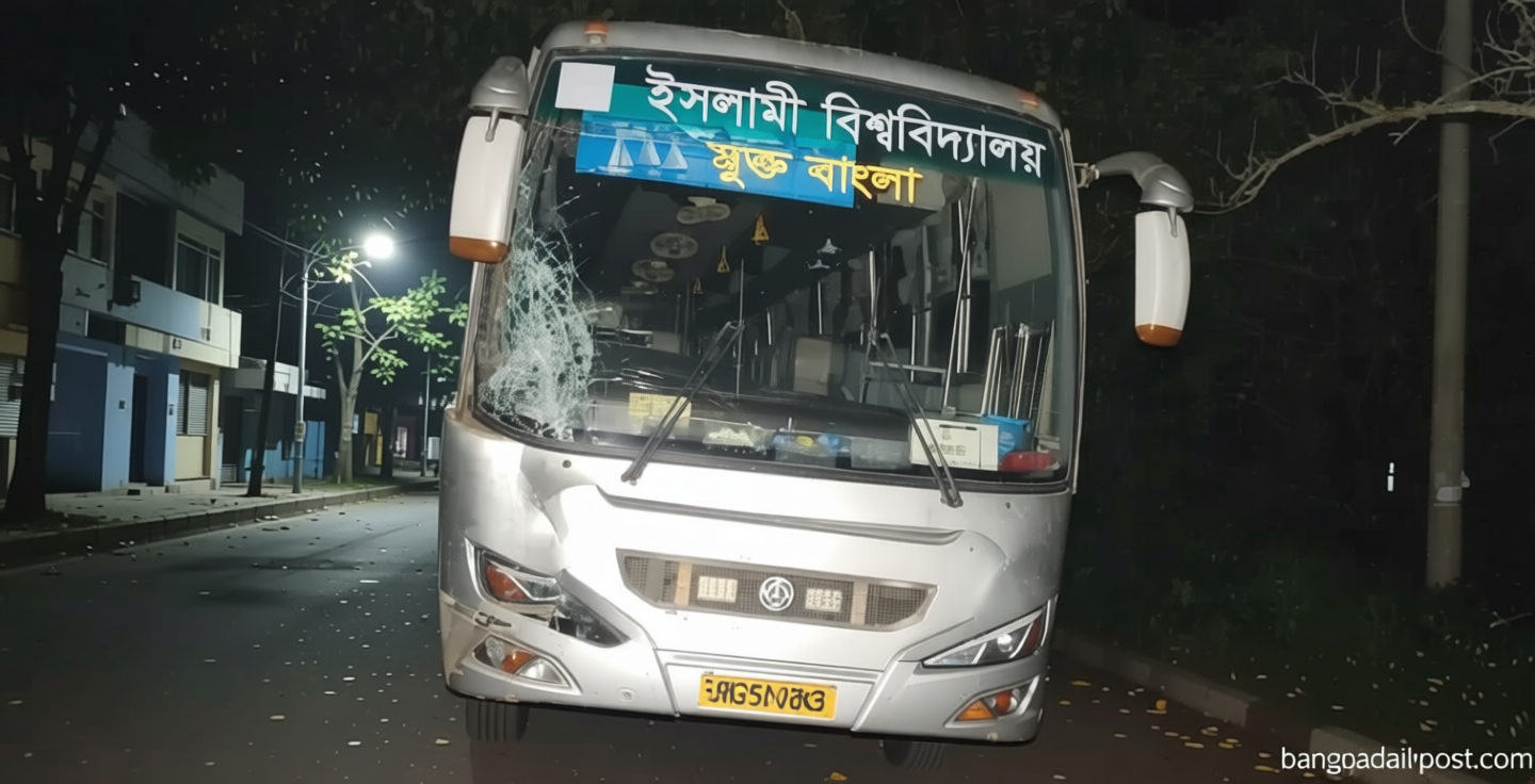 ইসলামী বিশ্ববিদ্যালয়ের বাসের সঙ্গে সংঘর্ষে নছিমনচালক নিহত