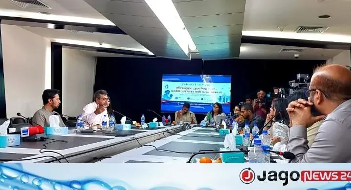 সেমিনারে বক্তারা / হামের প্রাদুর্ভাব ঠেকাতে দোষারোপ নয়, দ্রুত সমাধান প্রয়োজন