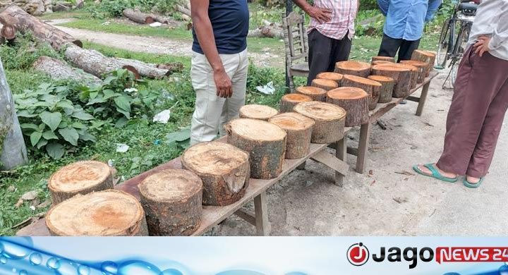 দিনাজপুরে জমে উঠেছে ‘খাইট্টা’ বিক্রি