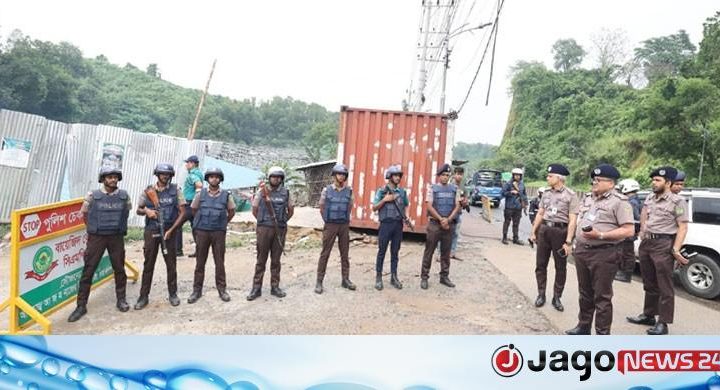 চেকপোস্ট কার্যক্রমে সতর্কতার নির্দেশ সিএমপি কমিশনারের