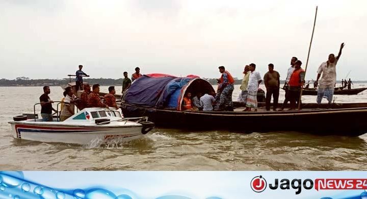 মেঘনায় নৌকাডুবিতে নিখোঁজ বাবা-ছেলের মরদেহ উদ্ধার
