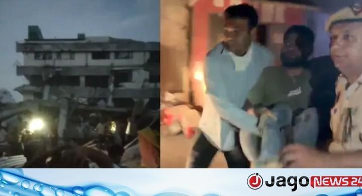 ভারতে ৫ তলা ভবন ধস, শতাধিক শিক্ষার্থী আটকা পড়ার শঙ্কা