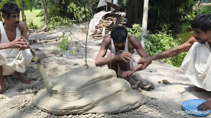 ক্ষুধার জ্বালায় মায়ের সমাধিতে গিয়ে তিন ভাইয়ের খাবার চাওয়ার আকুতি