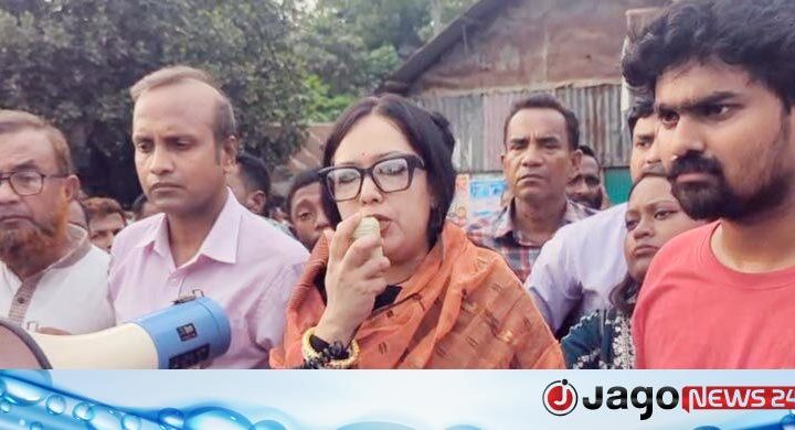 কারা দেশকে মৌলবাদের ভূমি বানাতে চায়: রুমিন ফারহানা