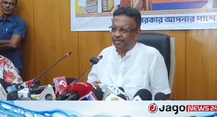 কলকাতার মেয়র ফিরহাদ হাকিমের পদত্যাগ