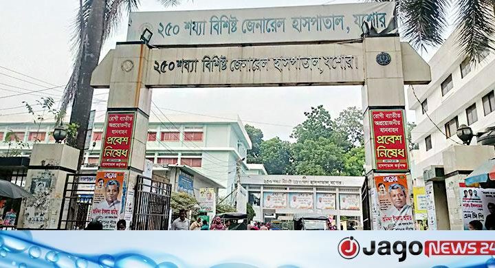 স্ত্রীকে হত্যার পর নিজের শরীরেও ছুরি চালালো স্বামী