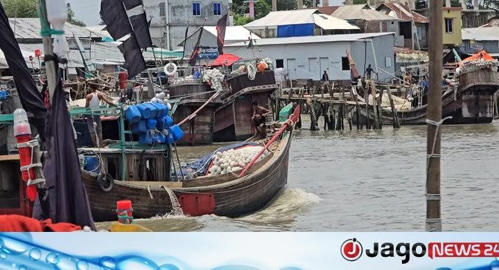 শেষ হচ্ছে ৫৮ দিনের নিষেধাজ্ঞা, মধ্যরাতে সাগরে নামবেন জেলেরা