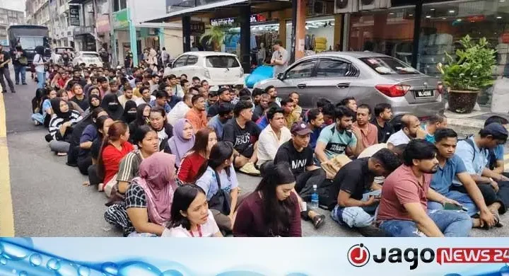 মালয়েশিয়াজুড়ে যৌথ অভিযানে ৫০৩ অবৈধ প্রবাসী আটক