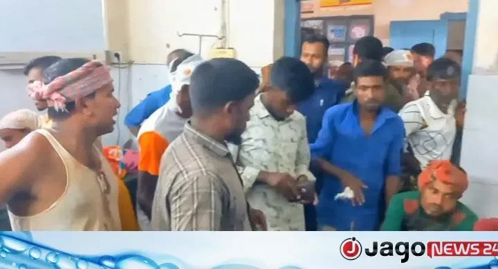 কবরস্থানের জমিতে দোকানঘর নির্মাণ নিয়ে সংঘর্ষ, আহত অর্ধশত