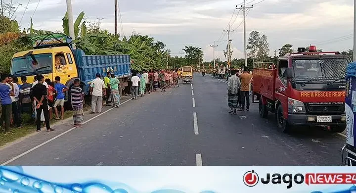 দিনাজপুরে ট্রাক-মোটরসাইকেল সংঘর্ষে প্রাণ গেলো ২ যুবকের